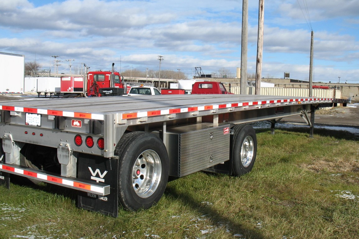 48' x 102' Flatbed